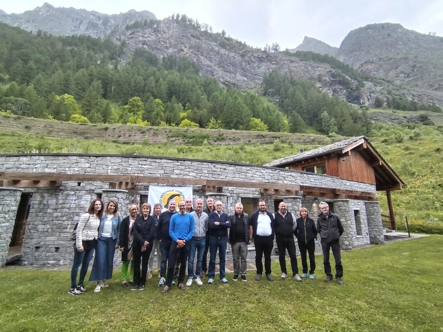 Sindaci Dellunité Grand Paradis In Visita Al Centro Acqua E Biodiversità Parco Nazionale Gran 1367